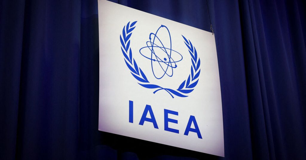 واشنطن تقدم مشروع قرار إلى مجلس إدارة الوكالة الدولية للطاقة الذرية يطالب إيران بالتعاون السريع.