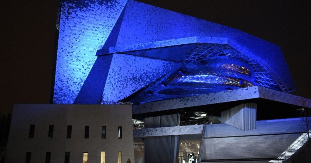 فرنسا تعتقل أربعة أشخاص بسبب احتجاجهم على حفل أوركسترا إسرائيلي