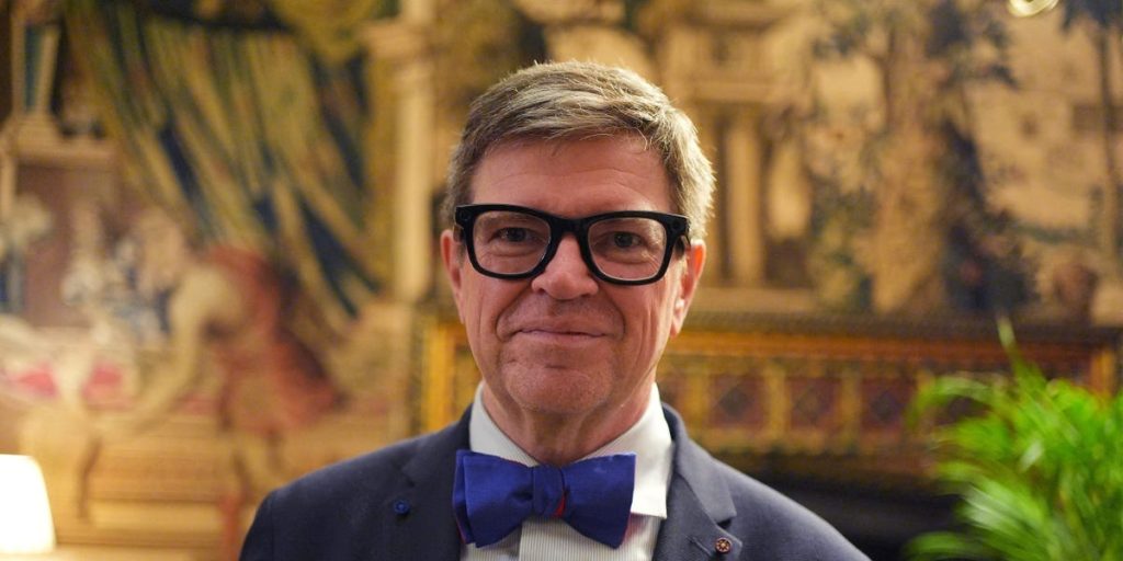 يان لكون، كبير علماء الذكاء الاصطناعي في ميتا، يستقيل لتأسيس شركة ناشئة جديدة.