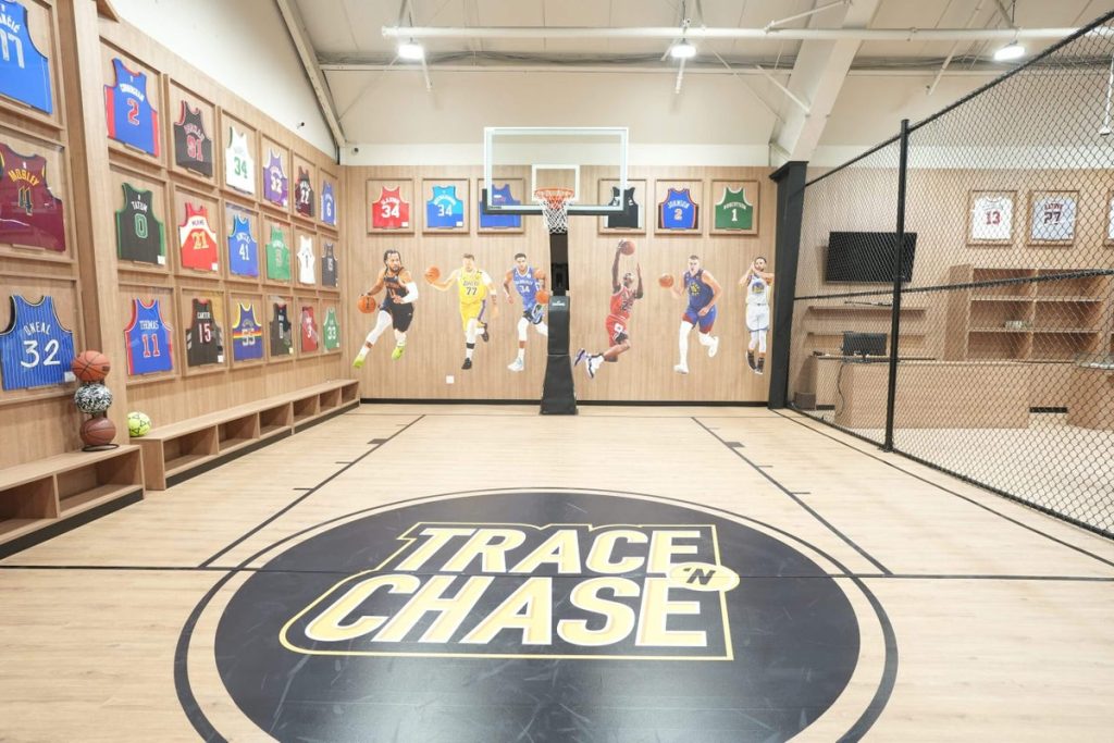 تشهد متاجر البطاقات الرياضية تطورًا، ويرجع الفضل في ذلك جزئيًا إلى الاستيراد اليوناني