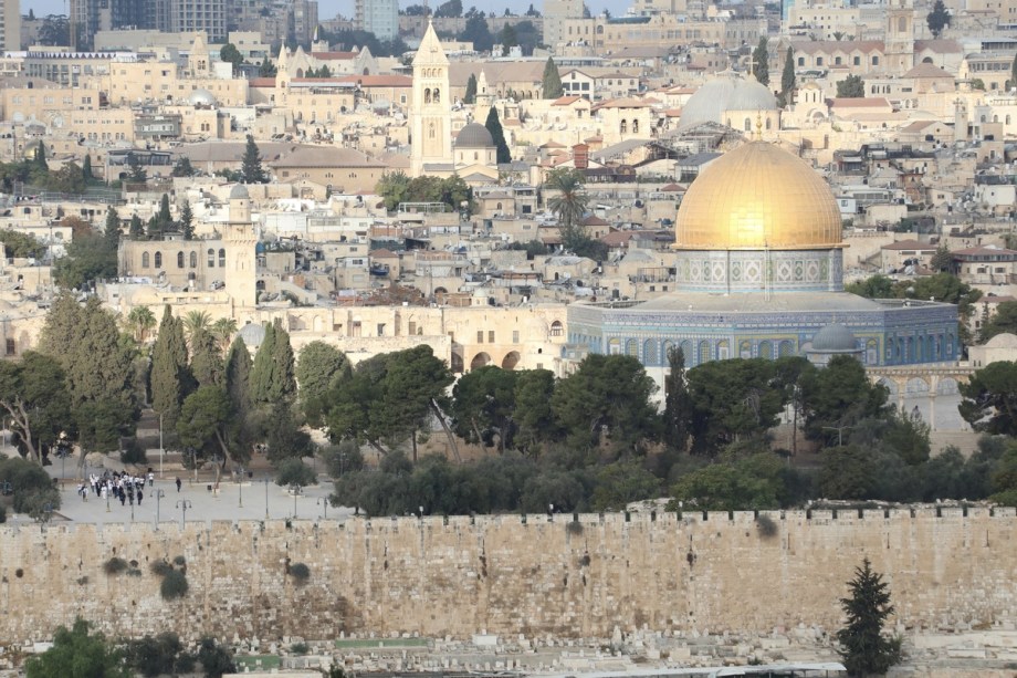 سجلت فلسطين 27 حالة اقتحام للمستوطنين الإسرائيليين غير الشرعيين للمسجد الأقصى بالقدس الشهر الماضي