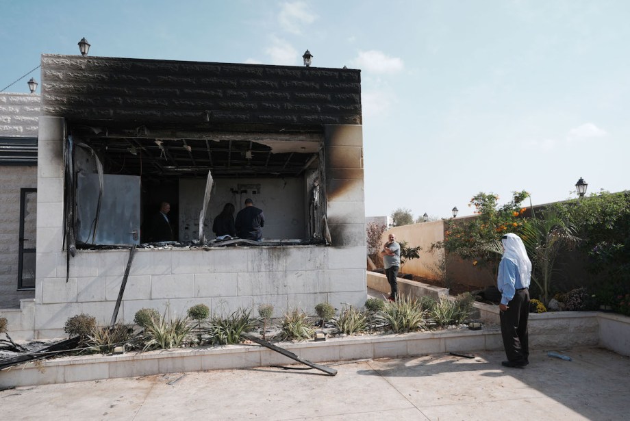 إصابة 8 فلسطينيين برصاص مستوطنين إسرائيليين غير شرعيين في الضفة الغربية المحتلة والقدس الشرقية