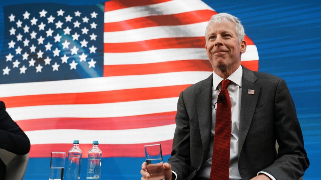 زعماء قطاع الطاقة الأمريكي والأوروبي في اليونان يبحثون سبل تحسين إمدادات الطاقة لأوكرانيا