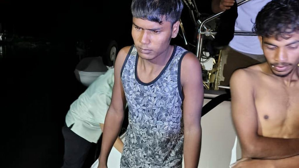 مقتل 7 مهاجرين ميانماريين وإنقاذ 13 آخرين بعد انقلاب قاربهم بالقرب من ماليزيا