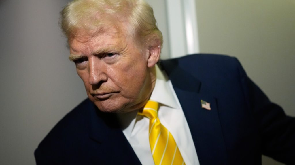 ترامب يلغي الرسوم الجمركية على لحوم البقر والقهوة والفواكه الاستوائية في محاولة لخفض أسعار محلات البقالة