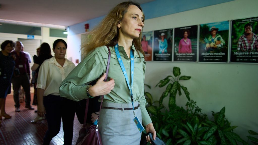 مقرر الأمم المتحدة لحقوق الإنسان يدعو الولايات المتحدة إلى رفع العقوبات المفروضة على كوبا