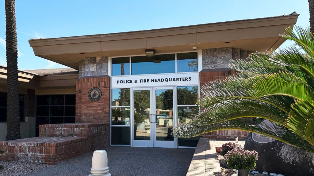 القبض على هارب من أريزونا مدان في قضية جرائم جنسية بالولايات المتحدة في فرنسا بعد سنوات من الفرار