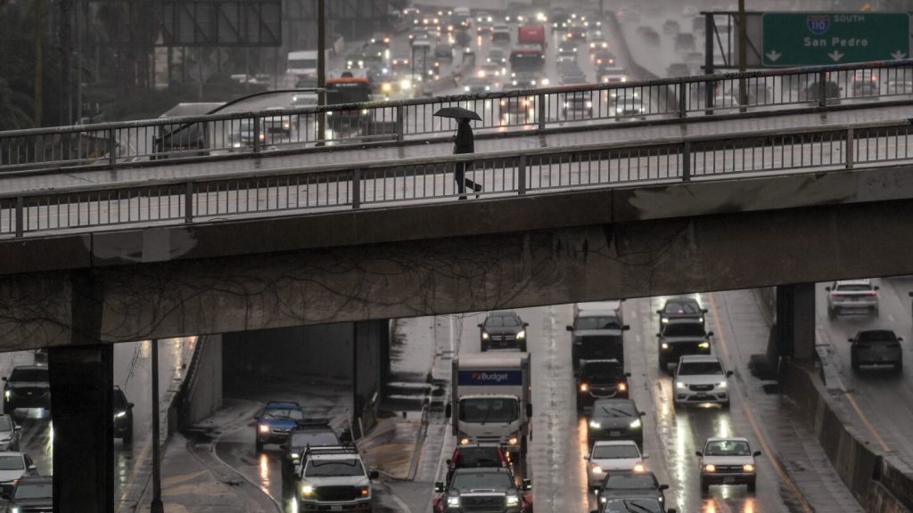 تطلب مجموعات الأعمال من المحكمة العليا إيقاف قوانين الإبلاغ عن المناخ في كاليفورنيا مؤقتًا في استئناف الطوارئ