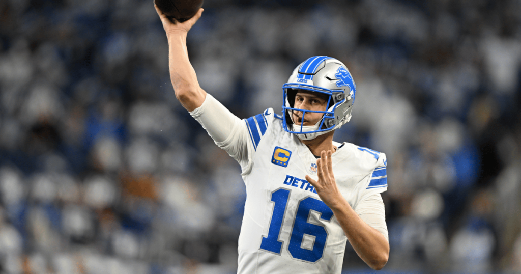 مباراة (كاوبويز) ضد (ليونز): دفاع دالاس يقتصر على تسجيل ديترويت بثلاث نقاط في بداية المباراة.