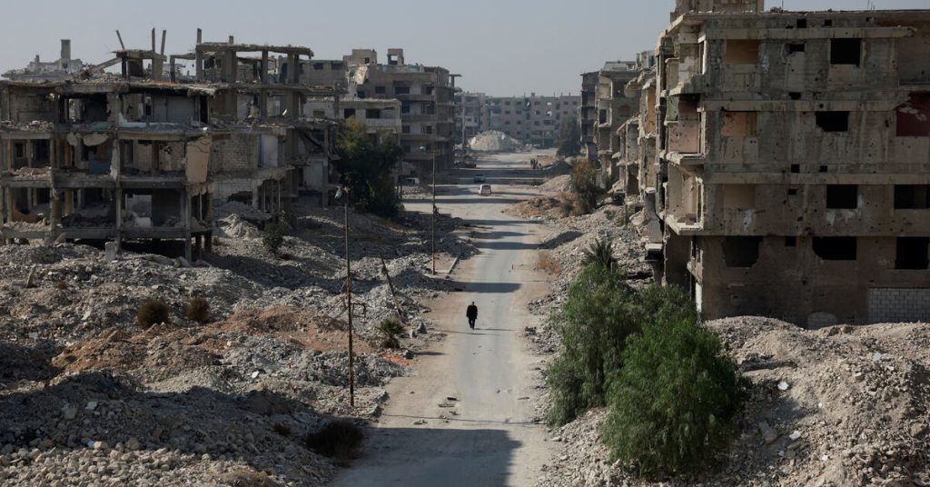 تباطؤ وتيرة عودة اللاجئين السوريين مع تراجع الدعم الدولي.