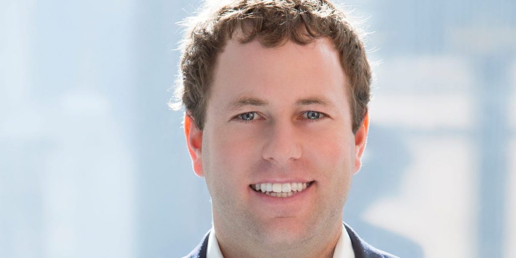 شُونفيلد تستقطب أندرو فيليب، القيادي البارز في سيتادل، لتعزيز صفوفها العليا.