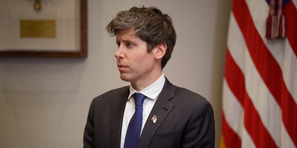 الرئيس التنفيذي لـ “أومبليتيود” يصف سام ألتمان بأنه أفضل بائع في جيله.