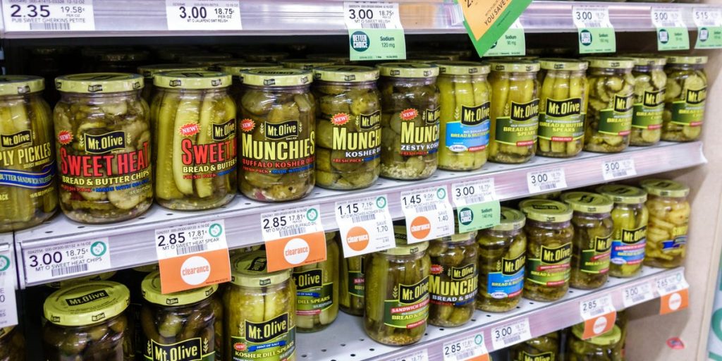 بدأ عصر المخلل (Pickle Era).