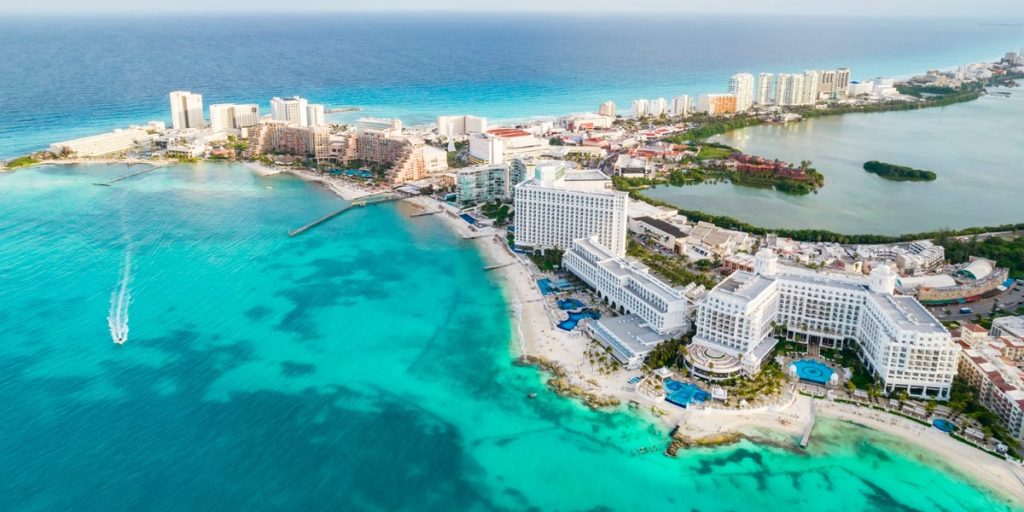 كل ما تحتاج معرفته للسفر إلى منطقة الكاريبي، وفقاً لوزارة الخارجية الأمريكية.