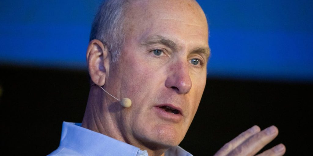 الرئيس التنفيذي لـ AT&T يعترف بخطأ في معالجة ثقافة الشركة، لكن المذكرة المنتشرة لم تكن الحل.