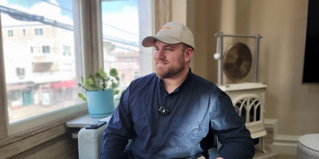 عملتُ في شركتي تسلا ووايمو: دروس قيادية أطبقها في مشروعِي الناشئ.