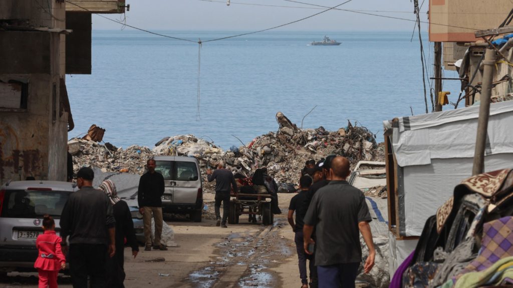 ناقشت الولايات المتحدة وإسرائيل والإمارات استخدام غزة للغاز في تمويل إعادة الإعمار.