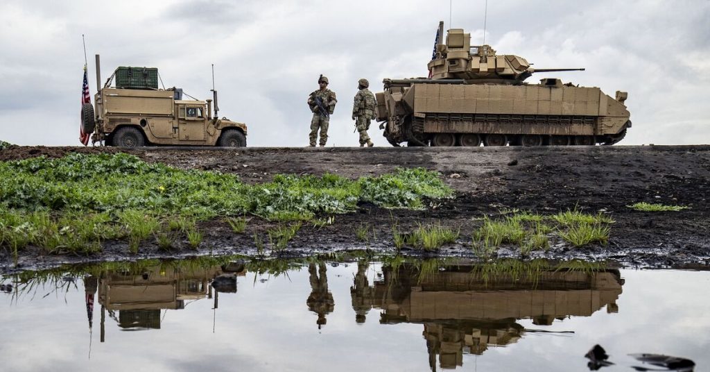 الـ “بنتاغون” يُحدِّد هوية جنديين أمريكيين قُتِلا في هجوم بسوريا.