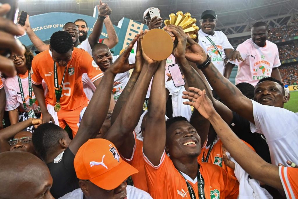 أفريقيا للأمم (AFCON) بطولة كرة قدم مُهمة، وتأثير ميسي السياسي في برشلونة.