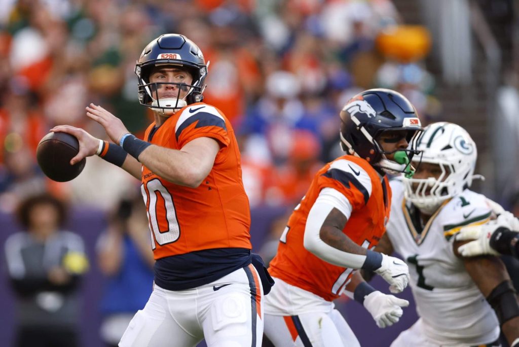 برونكوس يُظهر في الفوز على باكرز (Packers) قدرته على المنافسة بوجود بو نيكس.