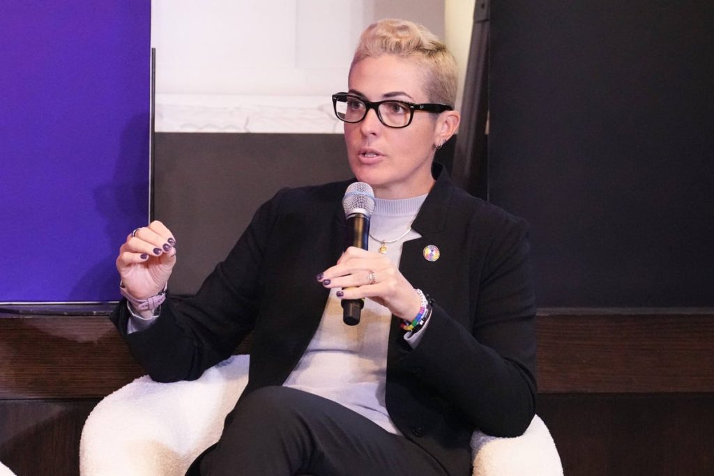 واشنطن روحيست تختار هايلي كارتر لقيادة الرؤية الاستراتيجية والحفاظ على المواهب البارزة.