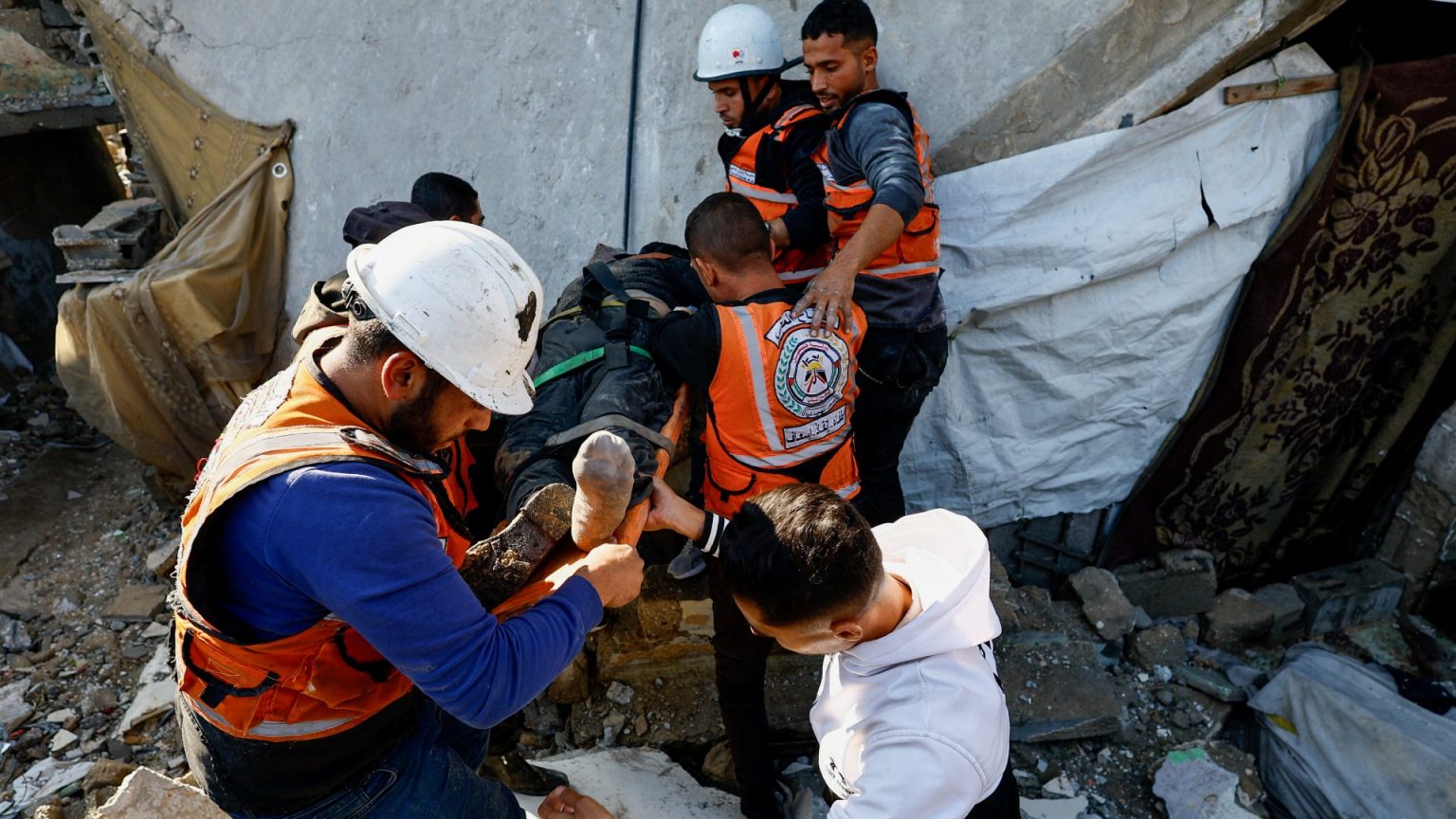 رفضت إسرائيل دخول نواب كندا إلى الضفة الغربية.