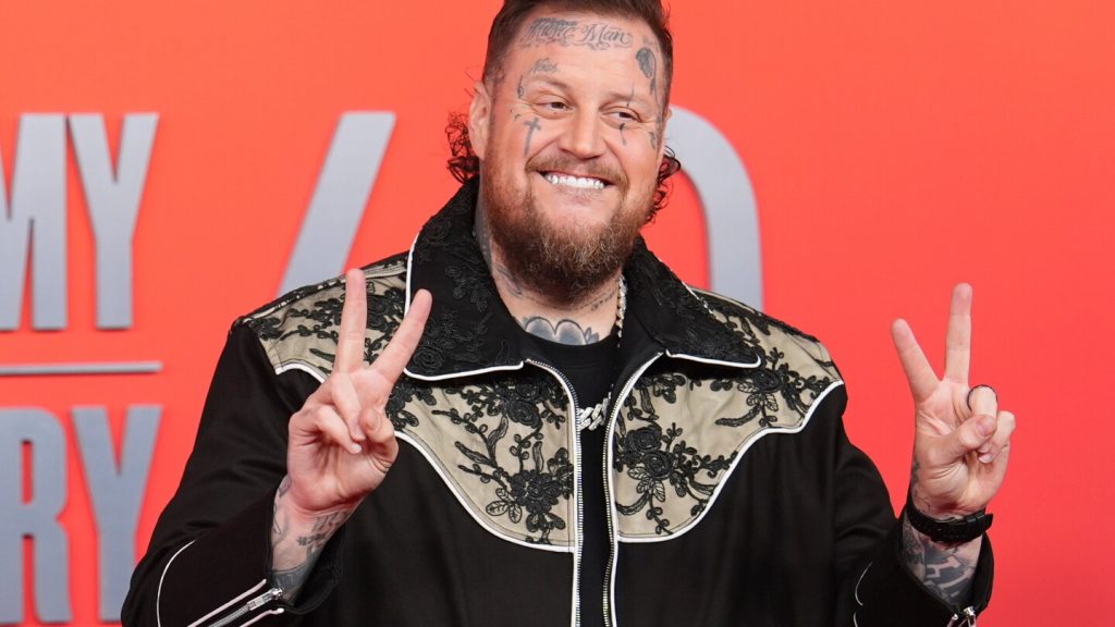 إنه شعور جيد أن تكون جيلي رول. والآن، هو مستعد للفوز بجائزة جرامي