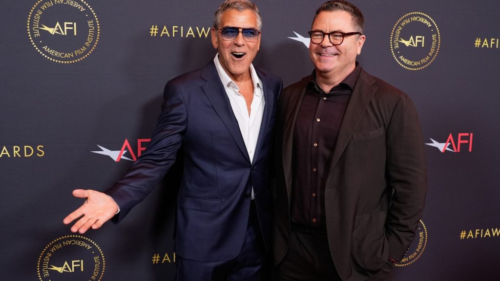 نجوم هوليوود يجتمعون للاحتفال بجميع الفائزين في حفل توزيع جوائز معهد الفيلم الأمريكي