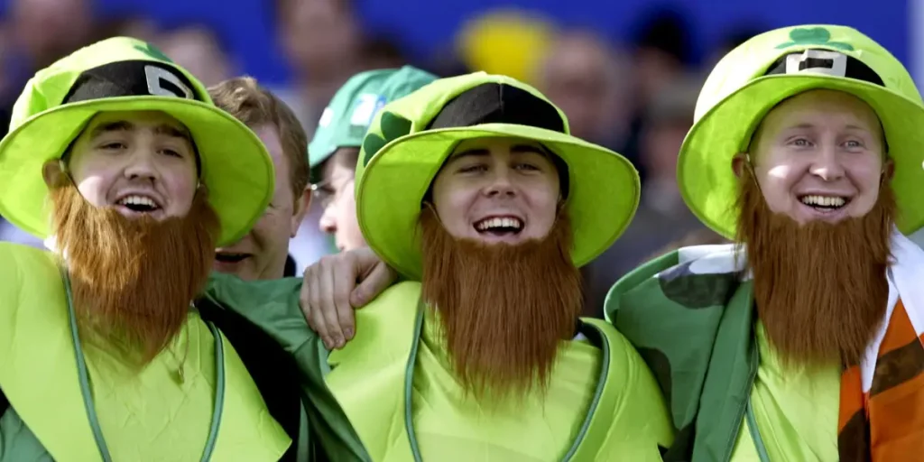 أيرلندا تتبنى الذكاء الاصطناعي، بينما تواجه اليابان تردداً.