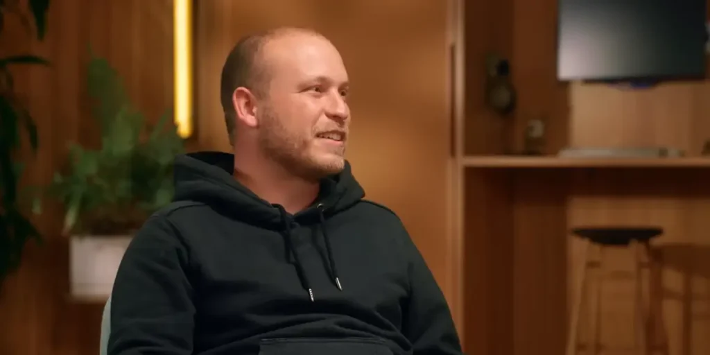 خبير من أنثروبيك يحذر: وكلاء الذكاء الاصطناعي سيغيرون وظائف الحاسوب في أمريكا بـ “ألم”