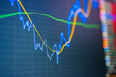 أسواق الأسهم حققت الذروة؟ مستويات داو جونز وناسداك وS&P 500 قبيل اجتماع لجنة السياسة النقدية