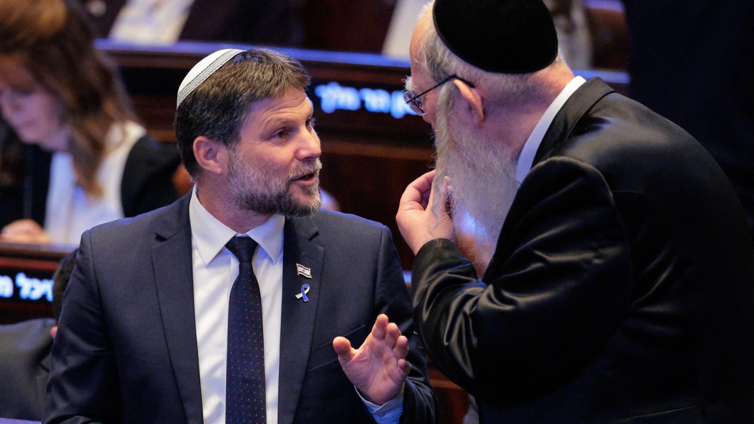 سموتريتش: غزة ليست مسؤولة عن “قتل الفلسطينيين بعضهم بعضاً”