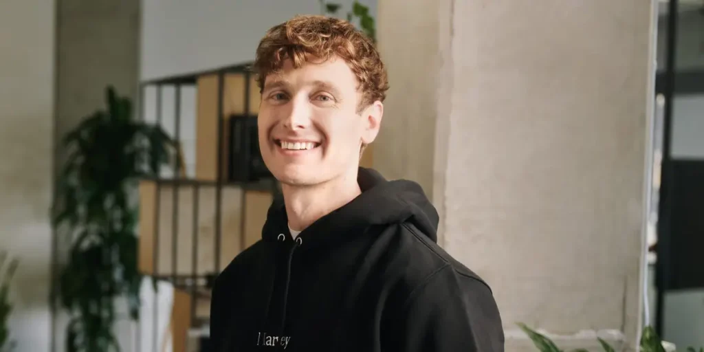 هارفي، عملاق التكنولوجيا القانونية، يحشد السيولة كـ OpenAI