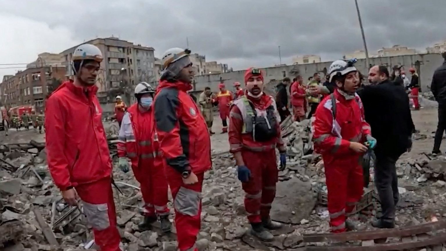 إيران: هجوم أميركي-إسرائيلي استهدف رصيف ركاب في بندر عباس