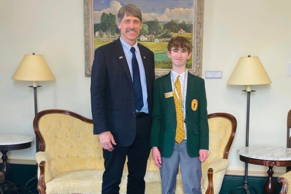 شاب يبلغ من العمر 14 عامًا يترشح لمنصب الحاكم هو أول مراهق يحصل على بطاقة الاقتراع في الانتخابات العامة في ولاية فيرمونت