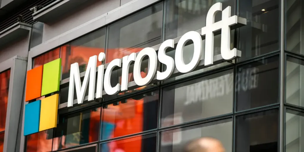 مايكروسوفت تطرح 3 نماذج ذكاء اصطناعي جديدة وتزيد المنافسة مع شريكتها أوبن إيه آي