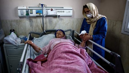 عبور ناقلات نفط 3، بينها يابانية، مضيق هرمز قرب عُمان