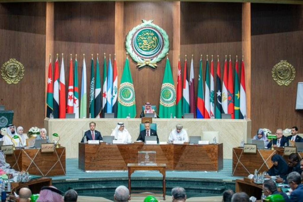 انتخب المرشح السعودي سعد العتيبي رئيساً للبرلمان العربي.